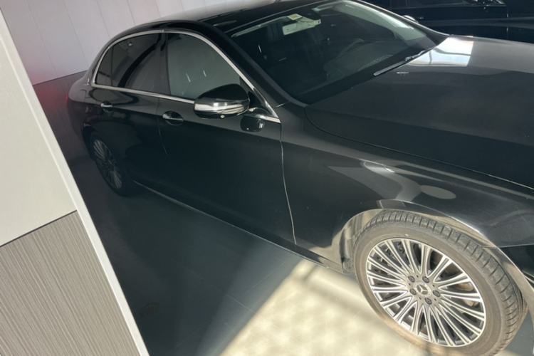 Used Mercedes-Benz E-Class 2019 E 300 L Sporty and Stylish Model