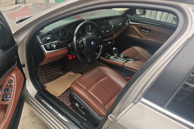 Used BMW 5 Series 2017 525Li Leading Model