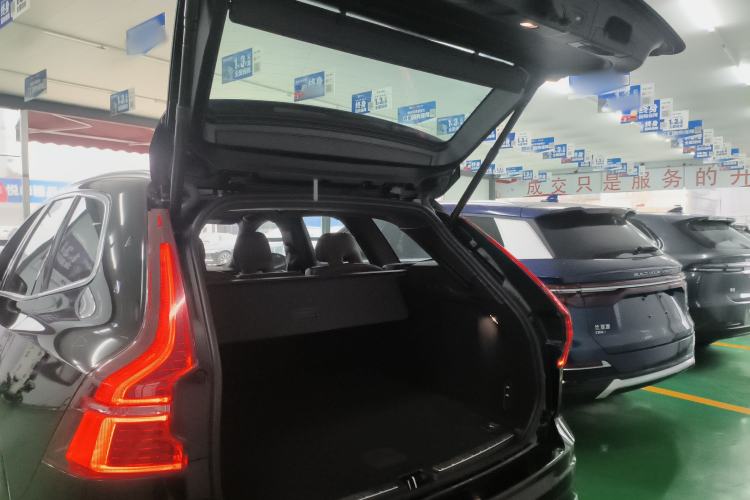 Used Volvo XC60 New Energy 2024 T8 Plug-in Hybrid Long-Range All-Wheel Drive Smart Luxury Edition