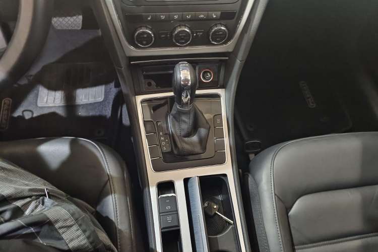 Used Volkswagen Passat 2014 1.8TSI DSG Prestige Edition