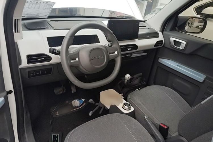 Used Geely Galaxy Panda 2024 Panda Mini 200km Longteng PRO Edition