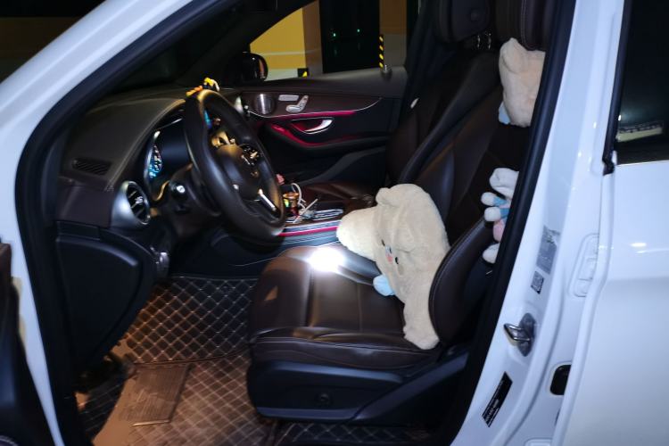 Used Mercedes-Benz GLC 2021 GLC 300 L 4MATIC Dynamic Model Left Front Seat