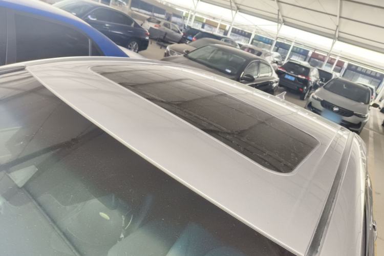 Used Toyota Camry 2021 2.0G Luxury Edition
