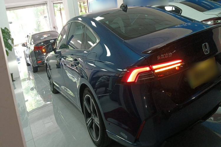 Used Honda Inspire New Energy 2023 ePHEV Smart Edition
