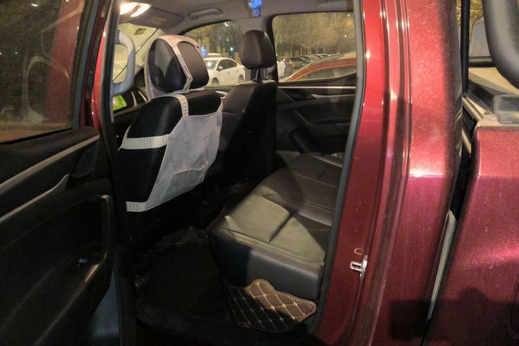 Used SAIC MAXUS T60 2019 2.4L Gasoline Manual Two-Wheel-Drive High-Ride Pioneer Edition Standard Cab