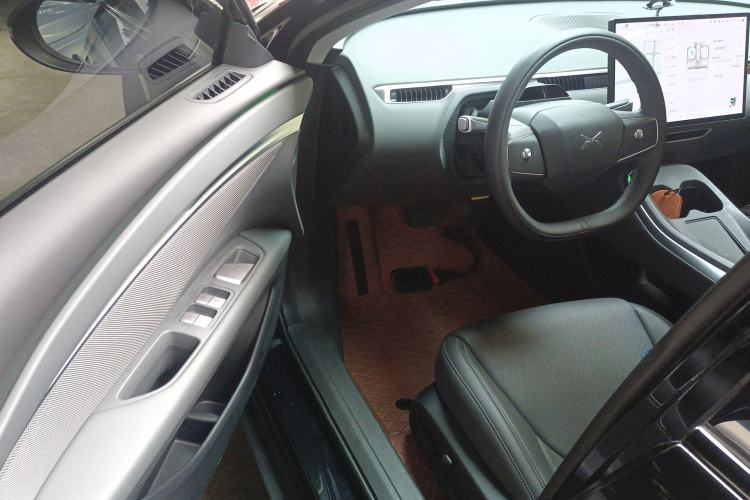 Used XPeng MONA M03 2024 620 with Ultra-Long Range Driver Seat