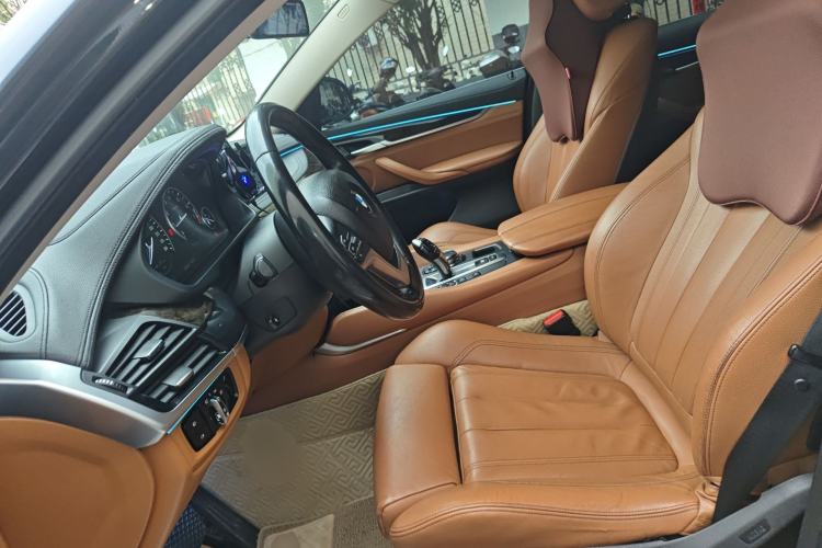 Used BMW X6 2015 xDrive28i Left Front Seat