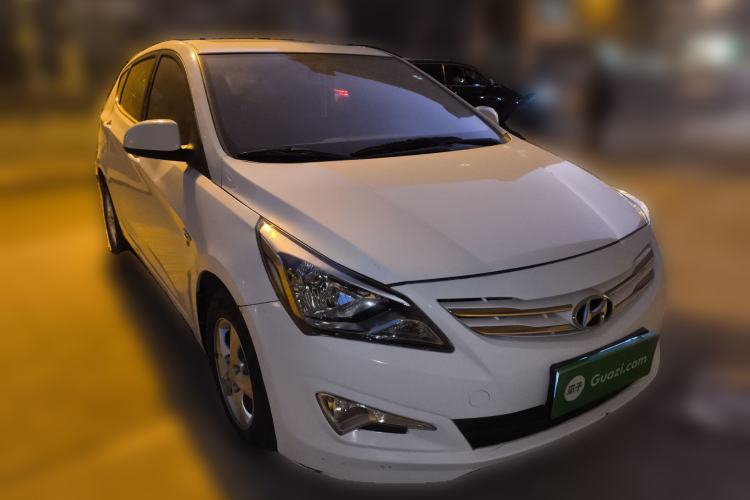 Used Hyundai Verna Ray 2016 1.4L Automatic Leading-Edge GLX