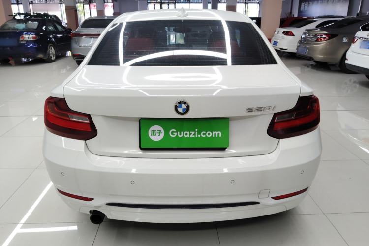 Used BMW 2 Series 2014 220i Sport Design Package
