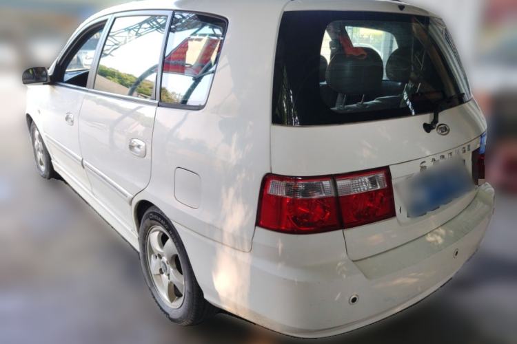 Used Kia Carens 2005 2.0L Rear Left 45 Deg