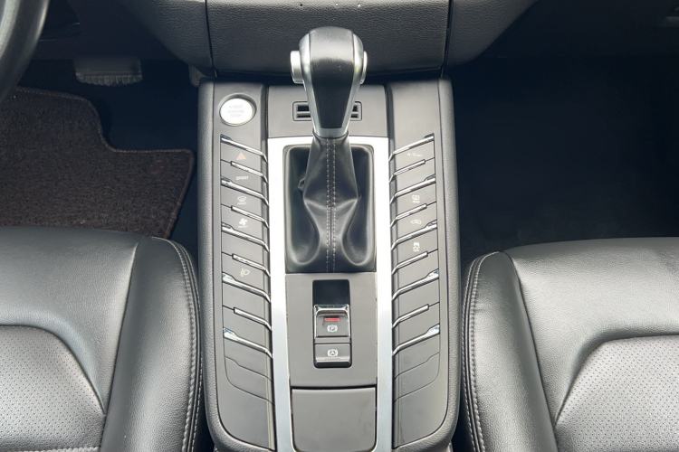 Used Zotye SR9 2017 2.0T Automatic Ultimate Road Edition