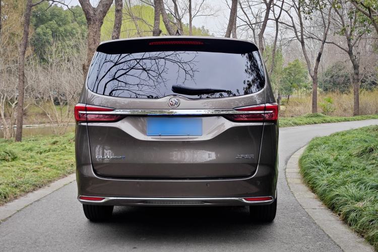 Used Buick GL8 2023 Land Executive Class 652T Luxury Model