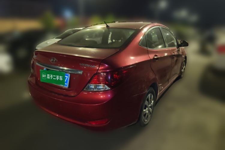 Used Hyundai Verna (older generation) 2010 Sedan 1.4L Manual Comfort GS Rear Right 45 Deg