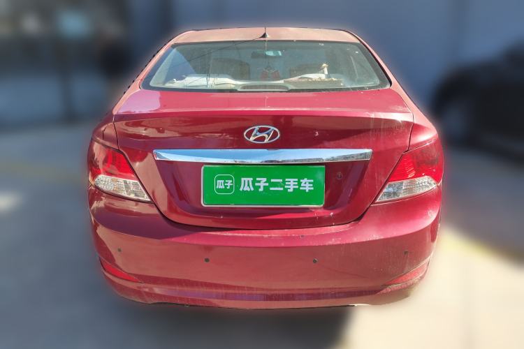 Used Hyundai Verna (older generation) 2010 Sedan 1.4L Automatic Luxury GLS Trim Rear
