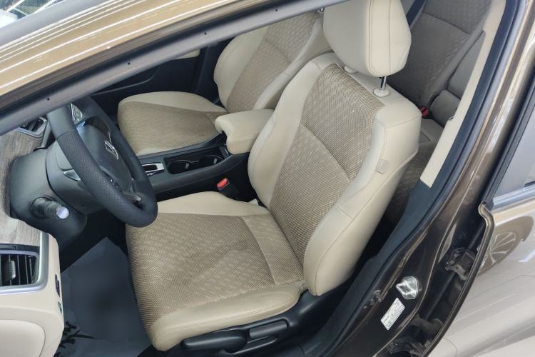 Used Honda Jade 2017 1.8L automatic Comfort version 5 seats