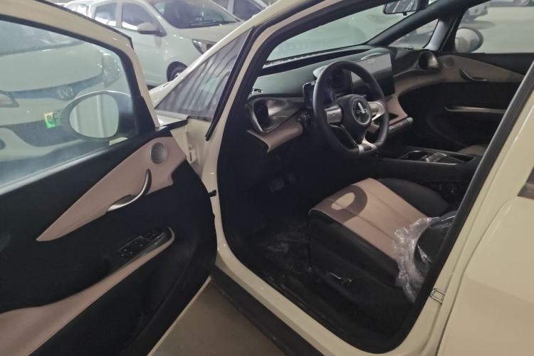 Used BYD Dolphin 2025 420km Free Edition
