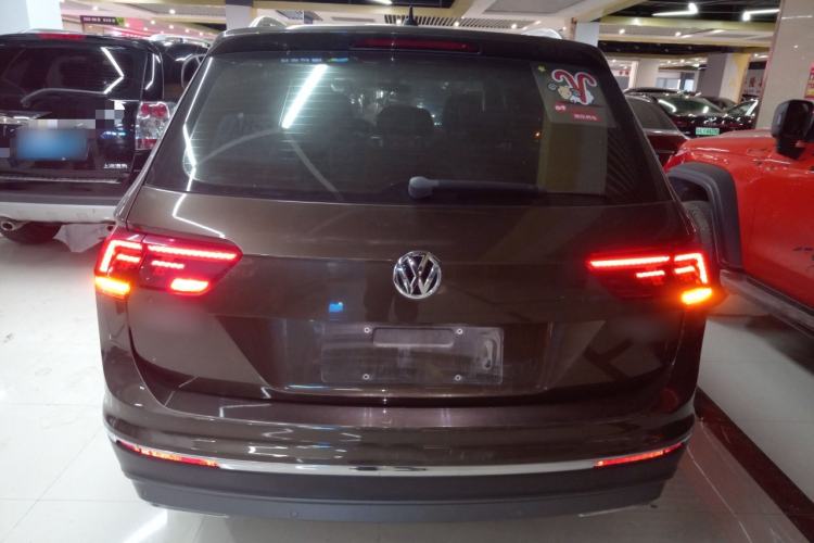 Used Volkswagen Tiguan L 2017 380TSI Automatic All-Wheel-Drive Flagship Edition
