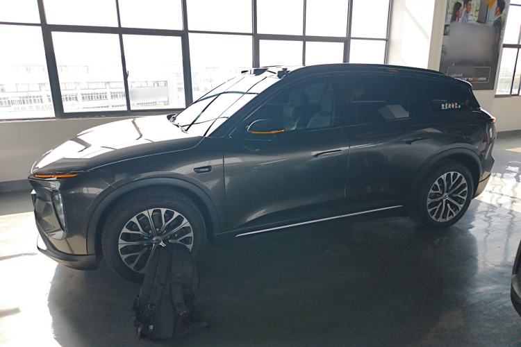 Used Nio ES6 2024 75 kWh

