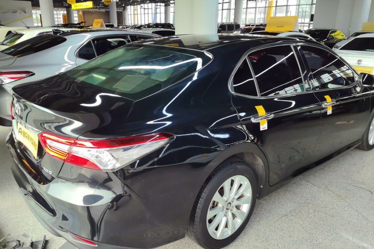 Used Toyota Camry 2018 2.0G Luxury Edition