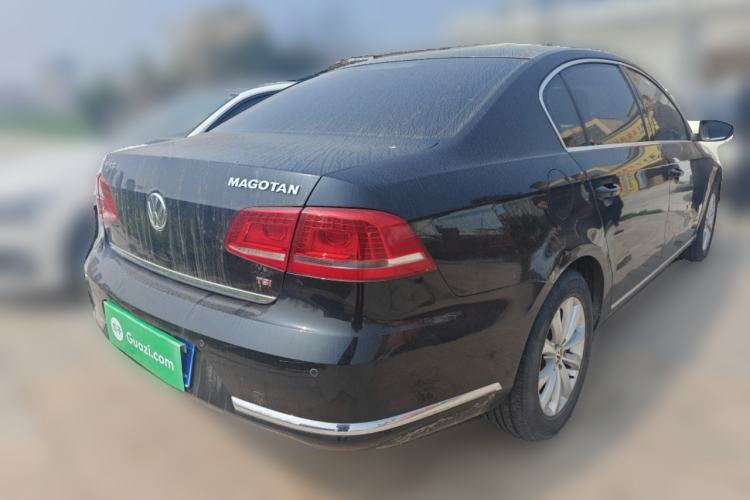 Used Volkswagen Magotan 2013 1.8TSI Premier Model Rear Right 45 Deg