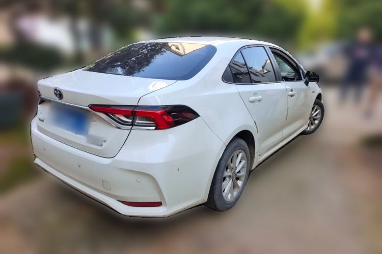 Used Toyota Corolla 2021 Dual-Motor 1.8L E-CVT Elite Edition
