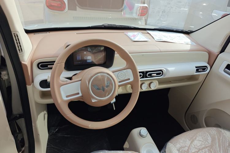 Used Wuling Hongguang MINIEV 2024 3rd Generation 215km Youth Edition