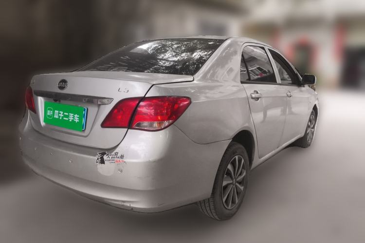 Used BYD L3 2011 Fengchang 1.5L Manual Luxury Model

