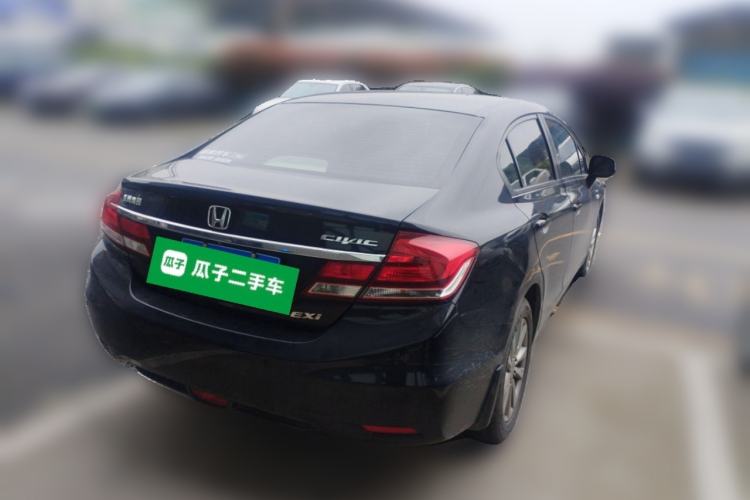 Used Honda Civic 2014 1.8L automatic comfort version Rear Right 45 Deg