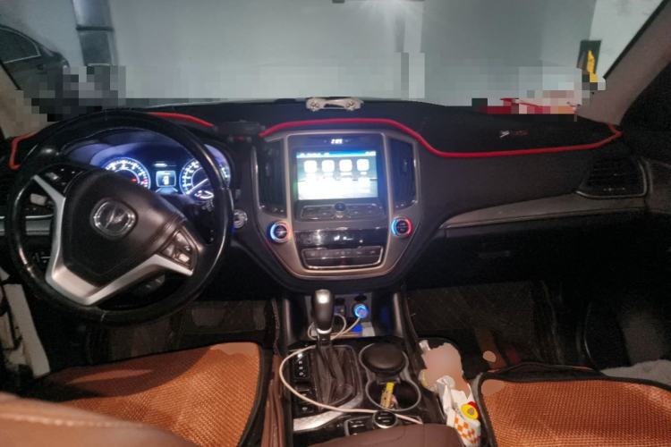 Used CHANGAN CS95 2017 2.0T Two-Wheel Drive Zhiyuan Edition
