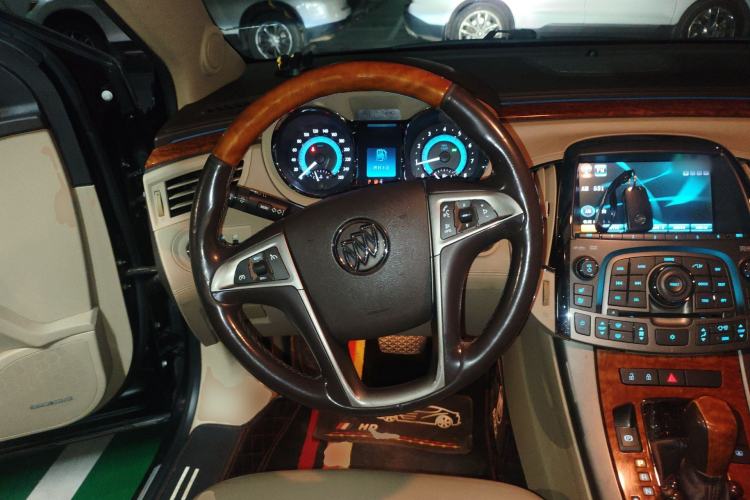 Used Buick LaCrosse 2012 2.4L SIDI Luxury Edition Steering Wheel