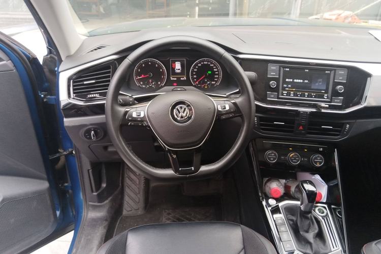 Used Volkswagen Tayron 2019 330TSI Two-Wheel-Drive Luxury Version China V Emission Standard
