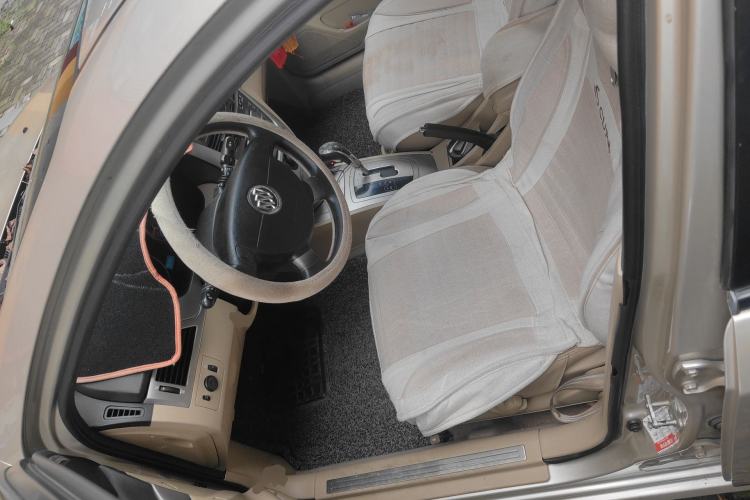 Used Buick Excelle 2013 1.5L Automatic Classic Model