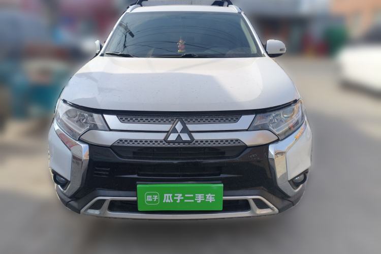 Used Mitsubishi Outlander 2020 2.0L Two-Wheel Drive Enjoyment Version 5 Seats