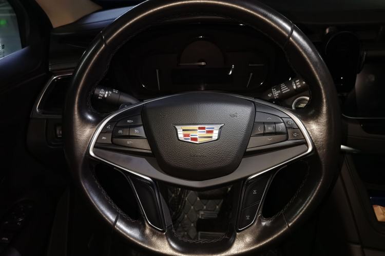 Used Cadillac XT5 2016 25T Luxury Model