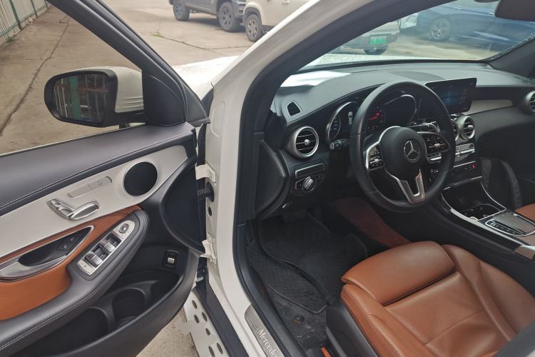 Used Mercedes-Benz GLC 2020 GLC 260 L 4MATIC Dynamic Model
