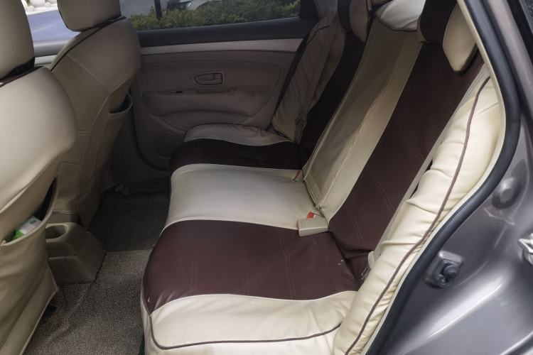 Used Nissan Sylphy 2012 Classic 1.6XE Automatic Comfort Edition Left Rear Seat