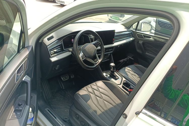 Used Volkswagen Tiguan L 2022 330TSI Automatic Two-Wheel Drive R-Line Enhanced Edition