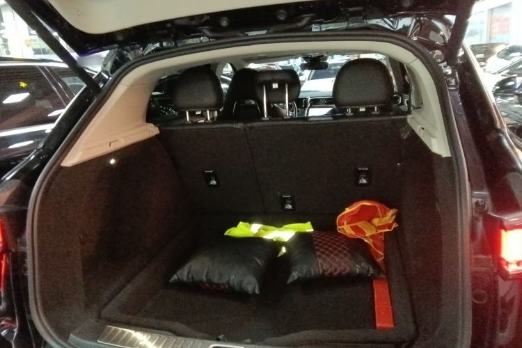 Used Lynk & Co 01 2017 2.0T Two-Wheel Drive Pro Edition Trunk