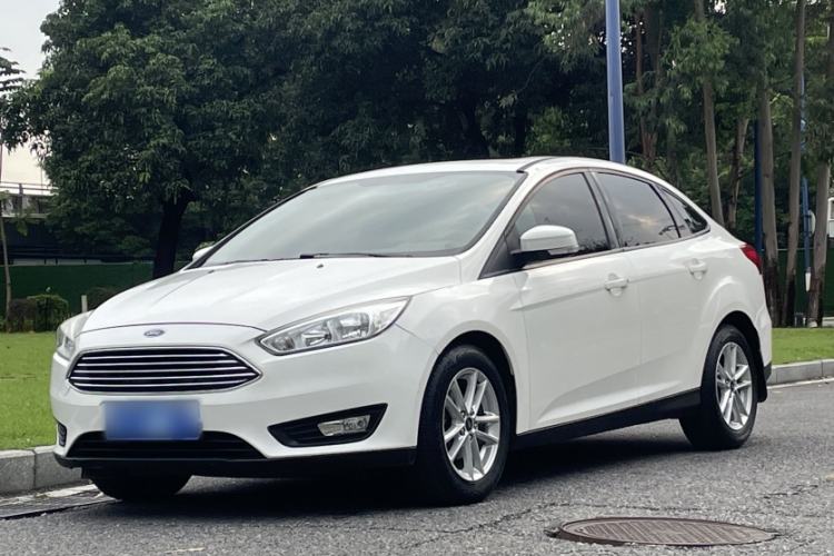 Used Ford Focus 2018 Sedan Classic 1.6L Automatic Trendy SmartDrive Edition