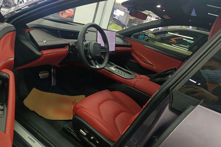 Used Xiaomi Auto SU7 2024 Four-Wheel Drive Ultra-Long Range Advanced Intelligent Driving Max Edition