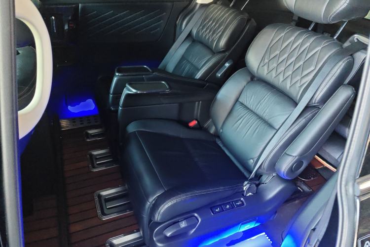 Used Honda Elysion 2019 2.0L Hybrid Luxury Edition