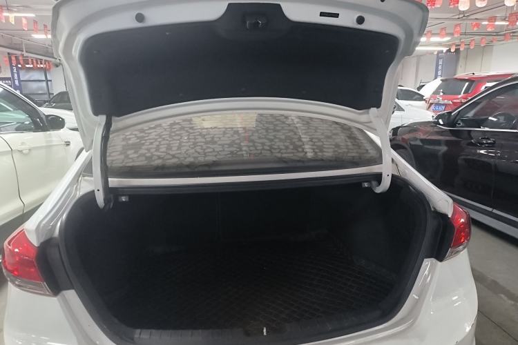 Used Hyundai Elantra (6th Generation / Lingdong) 2019 1.4T Dual-Clutch Xuan Dong · Dynamic Model Trunk