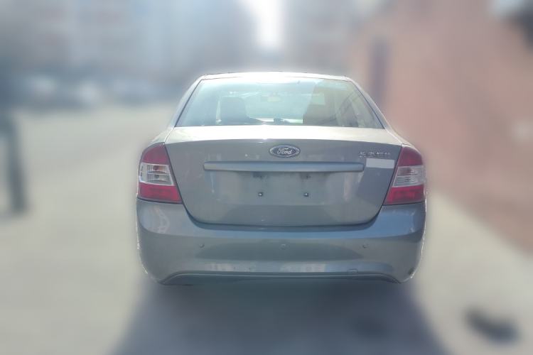 Used Ford Focus 2011 Sedan 1.8L Automatic Fashion Edition
