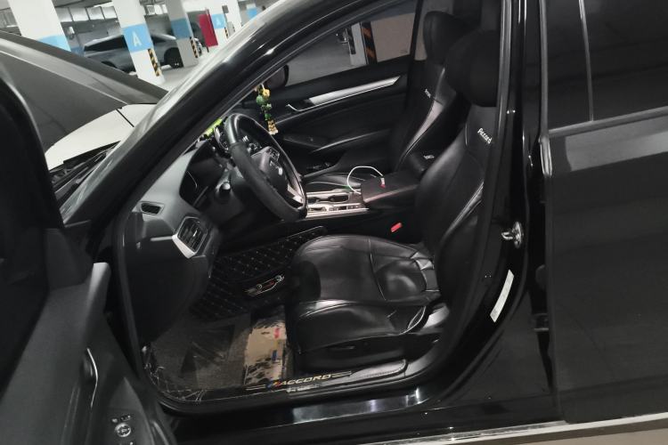 Used Honda Accord 2018 260TURBO Elite Edition China VI Left Front Seat