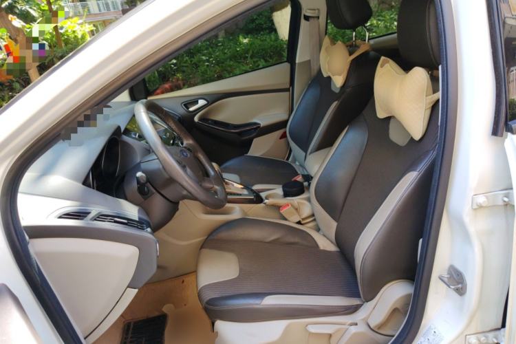 Used Ford Focus 2012 Sedan 1.6L Automatic Fashion Edition