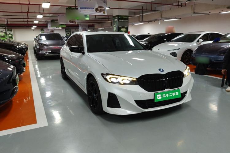 Used BMW i3 2024 eDrive 35 L
