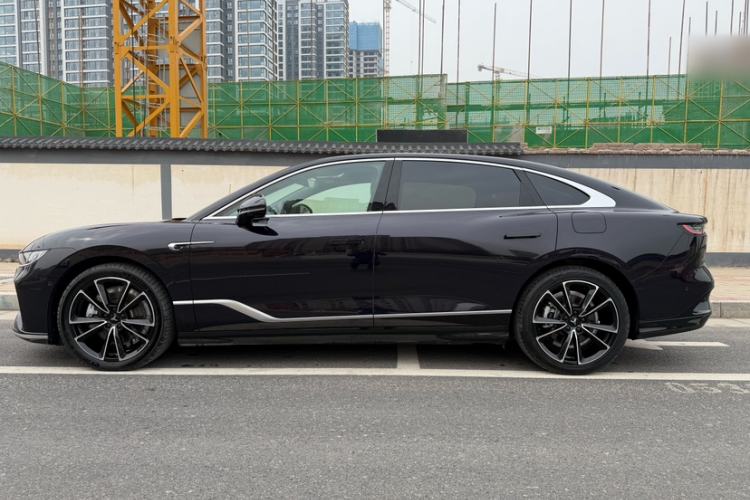 Used VOYAH PASSION 2024 PHEV Four-Wheel Drive Ultra-Long Range Flagship Model Exterior 6