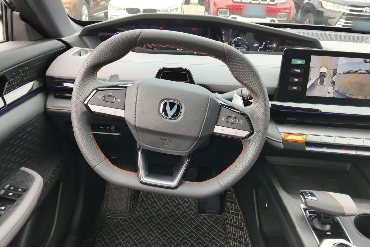 Used Changan UNI-V 2022 1.5T Prestige Version