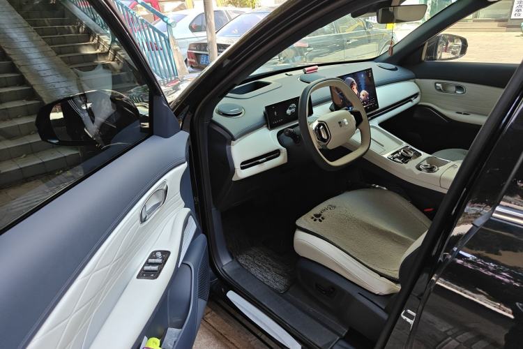 Used Geely Galaxy Xingjian 7 EM-i 2025 120km Exploration+ Version
