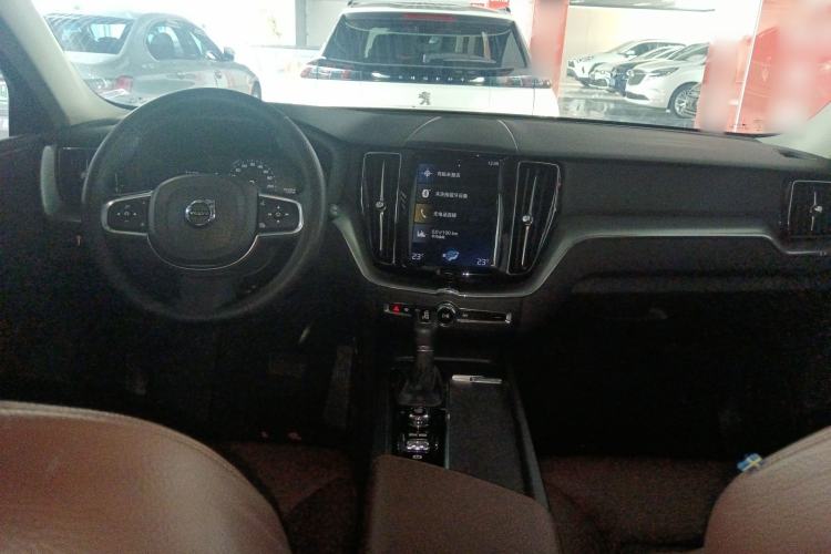 Used Volvo XC60 2020 T5 4x4 Zhiyi Luxury Edition